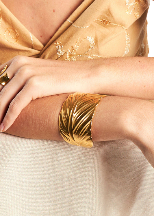 Brazalete dorado