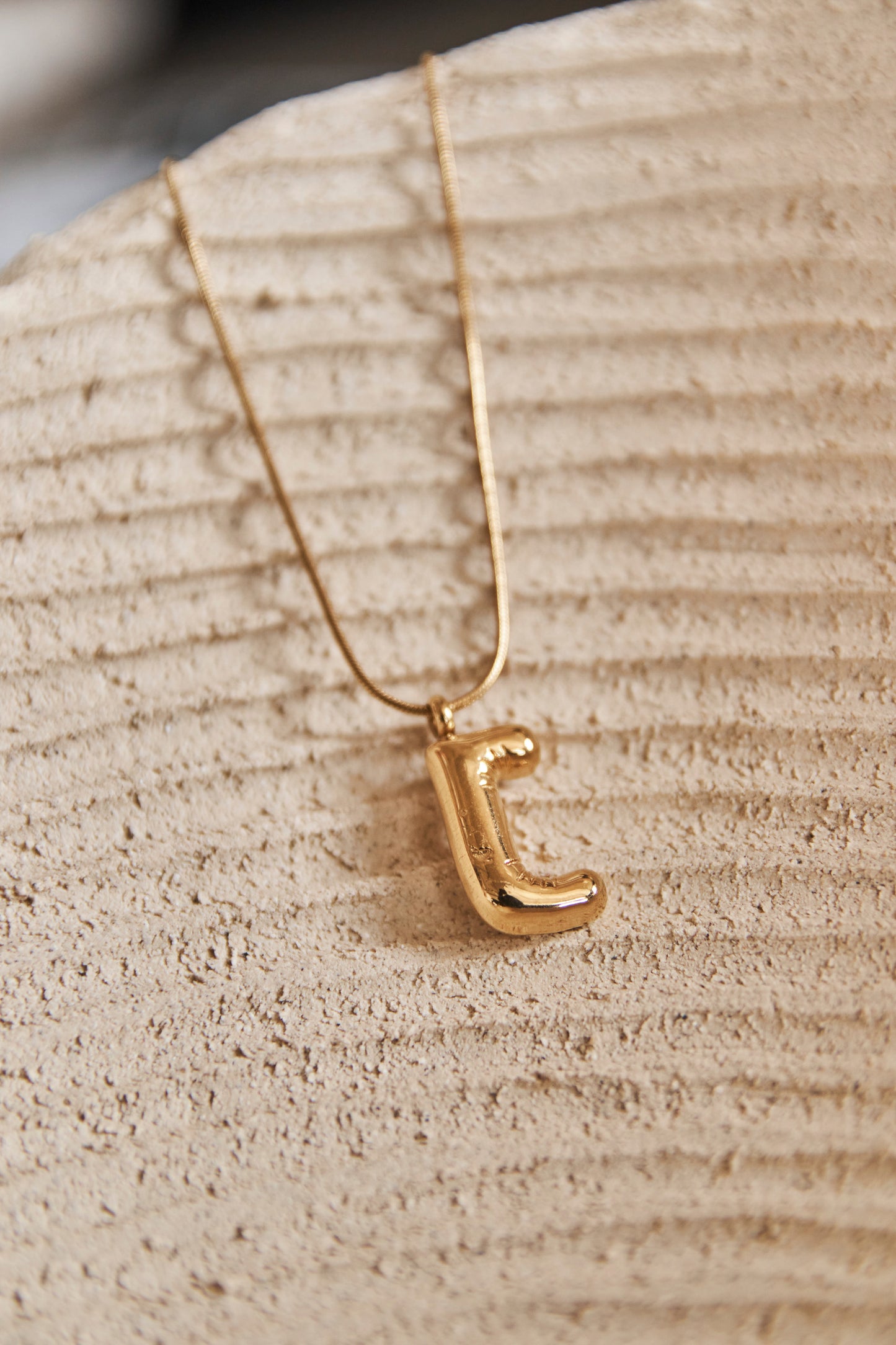 Collar de letra