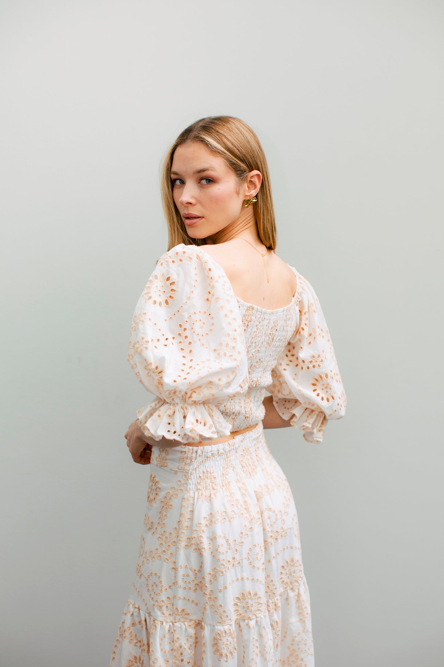 Falda Fiora Broderie Beige